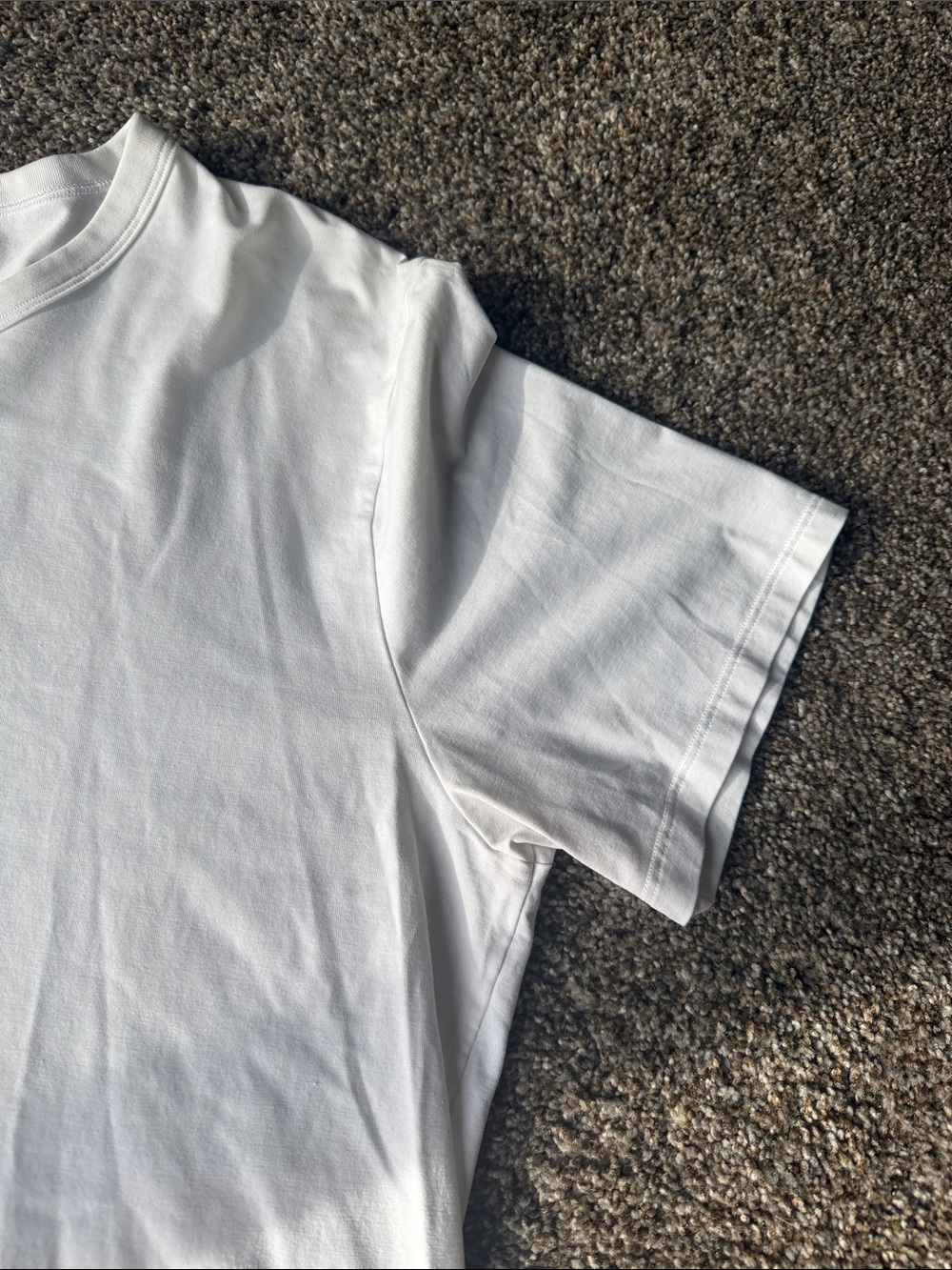 lululemon athletica White Short Sleeve Crew Tee - Picture 2 of 4